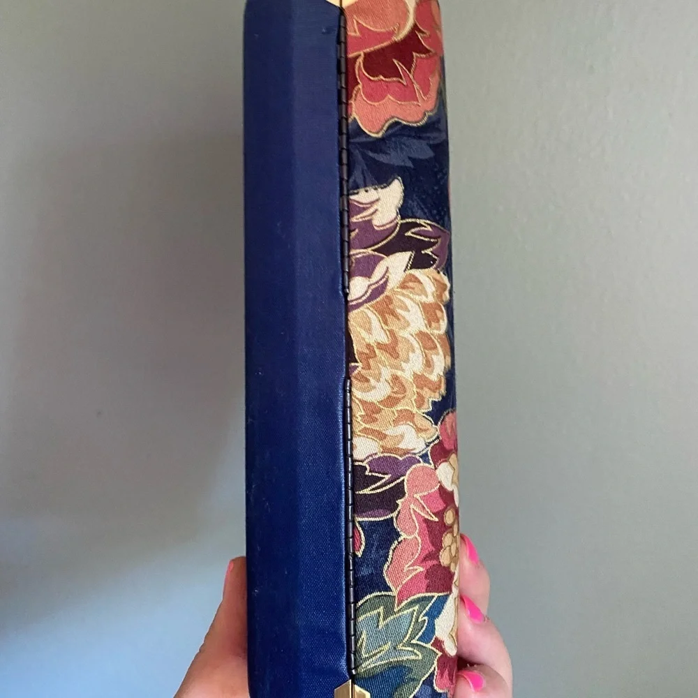 Beautiful navy floral hard shell jewelry organizer